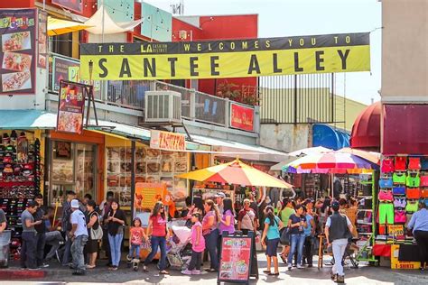 la fashion district wholesale stores.